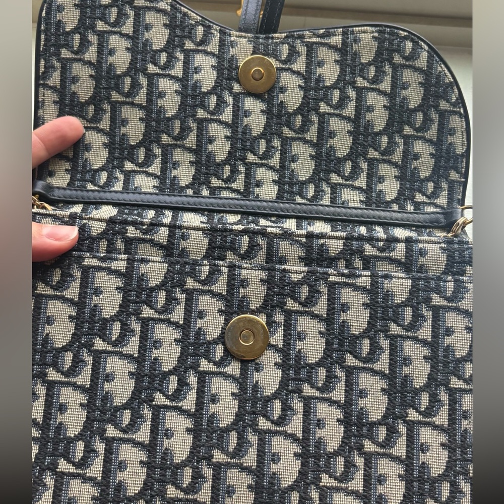 Dior Oblique Saddle Wallet On Chain - Picture 13 of 16